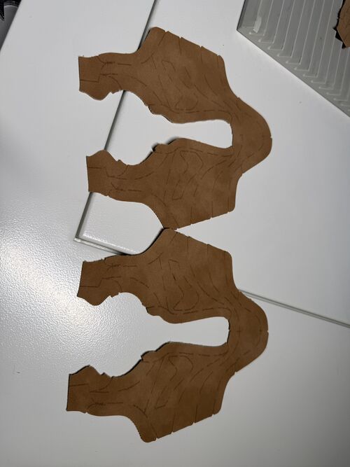 Nieuwste bedrijfsoplossingen over IBON schoenen topmarkeringsmachine voor de schoenenindustrie.