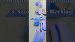 Automatische binnenzoolmarkeermachine – 40.000 stuks/dag | Snel en nauwkeurig afdrukken van schoenzolen