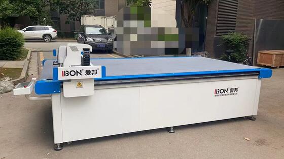 Goede prijs Aanpasbare CNC-machine voor het snijden van leer 220V - 380V Digitaal messnijder voor kunstmatig PU-leer online